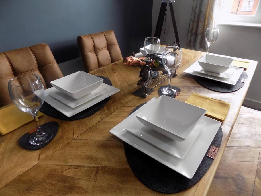 2 Bedroom Luxury City Centre Apt Lincoln Eksteriør bilde