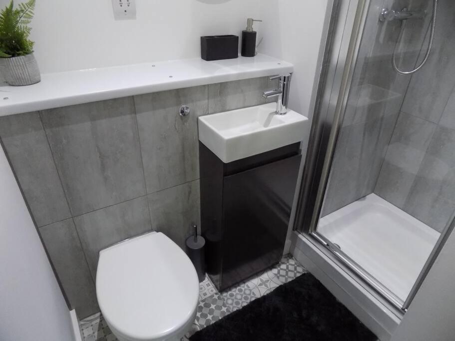 2 Bedroom Luxury City Centre Apt Lincoln Eksteriør bilde